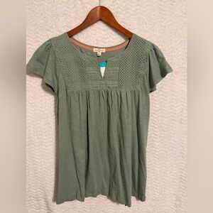 Elegant Green Women's Blouse with Eyelet Design